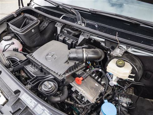 Used 2023 Mercedes-Benz Sprinter 3500 image 9