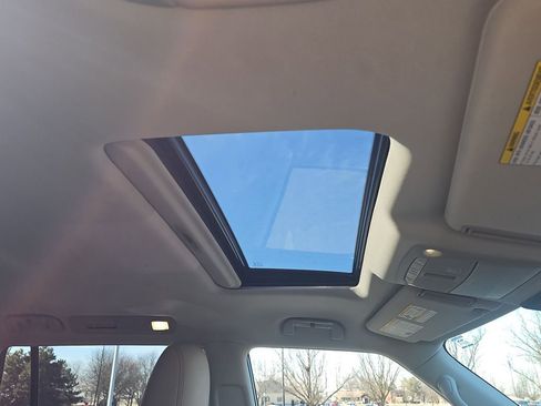 Used 2024 Nissan Armada Platinum w/ Captain's Chairs Package image 19