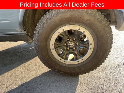 Used 2024 Ford Bronco Badlands AWD/4WD image 4