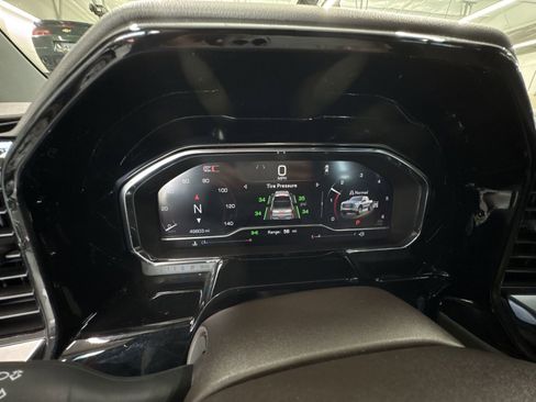 Used 2024 GMC Sierra 1500 SLT w/ SLT Premium Plus Package image 12