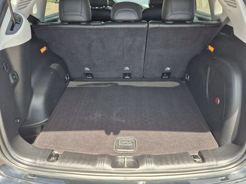 Used 2018 Jeep Compass Limited w/ Navigation Group AWD/4WD image 13