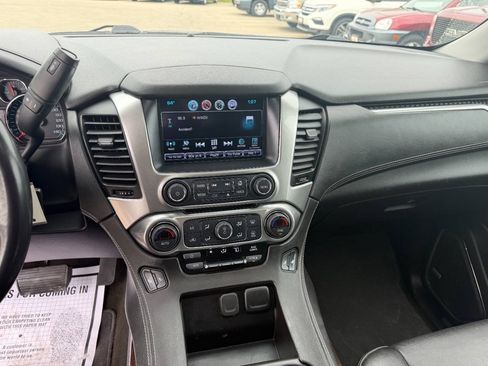 Used 2018 Chevrolet Suburban LT AWD/4WD image 28