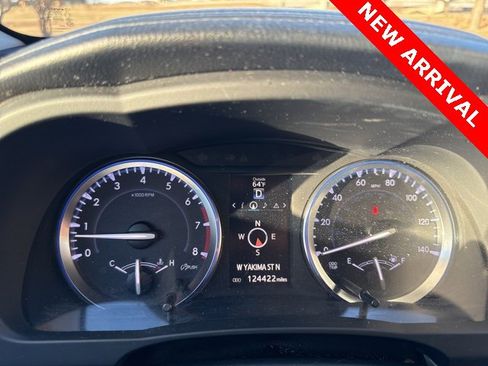 Used 2015 Toyota Highlander XLE image 21