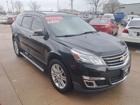 Used 2014 Chevrolet Traverse LT w/ All-Star Edition FWD image 9