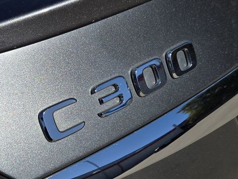 Used 2018 Mercedes-Benz C 300 Sedan image 12