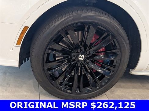 Used 2022 Bentley Bentayga Speed image 5