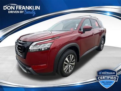 Certified 2024 Nissan Pathfinder SL w/ Black Appearance Package