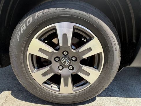 Used 2017 Honda Ridgeline RTL-T image 19