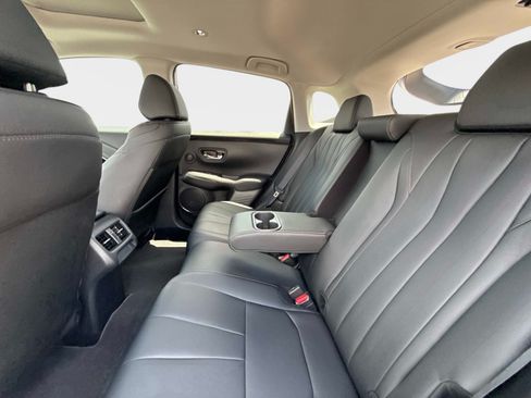 Used 2025 Acura ADX FWD image 16