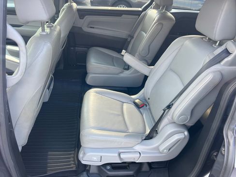Used 2018 Honda Odyssey EX-L image 12