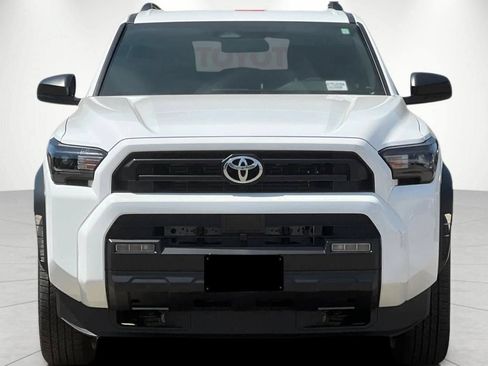 New 2026 Toyota 4Runner SR5 AWD/4WD image 5