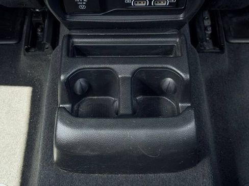 Used 2023 Jeep Grand Cherokee L Laredo AWD/4WD image 30