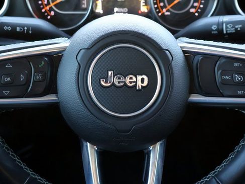 Used 2021 Jeep Gladiator Overland w/ Popular Equipment Package image 35