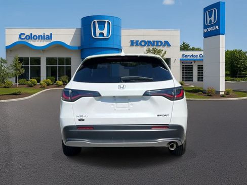 Used 2024 Honda HR-V Sport image 5