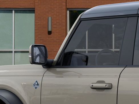 New 2025 Ford Bronco Outer Banks w/ Sasquatch Package image 22
