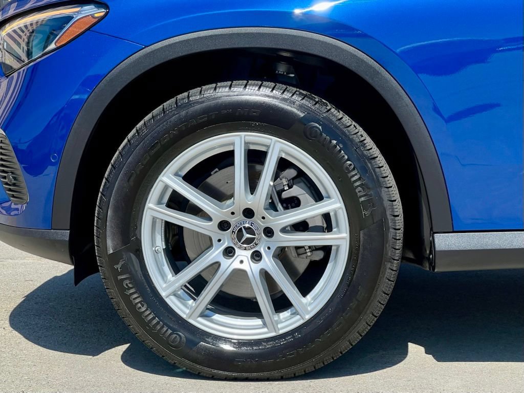 Certified 2026 Mercedes-Benz GLC 300 4MATIC image 12