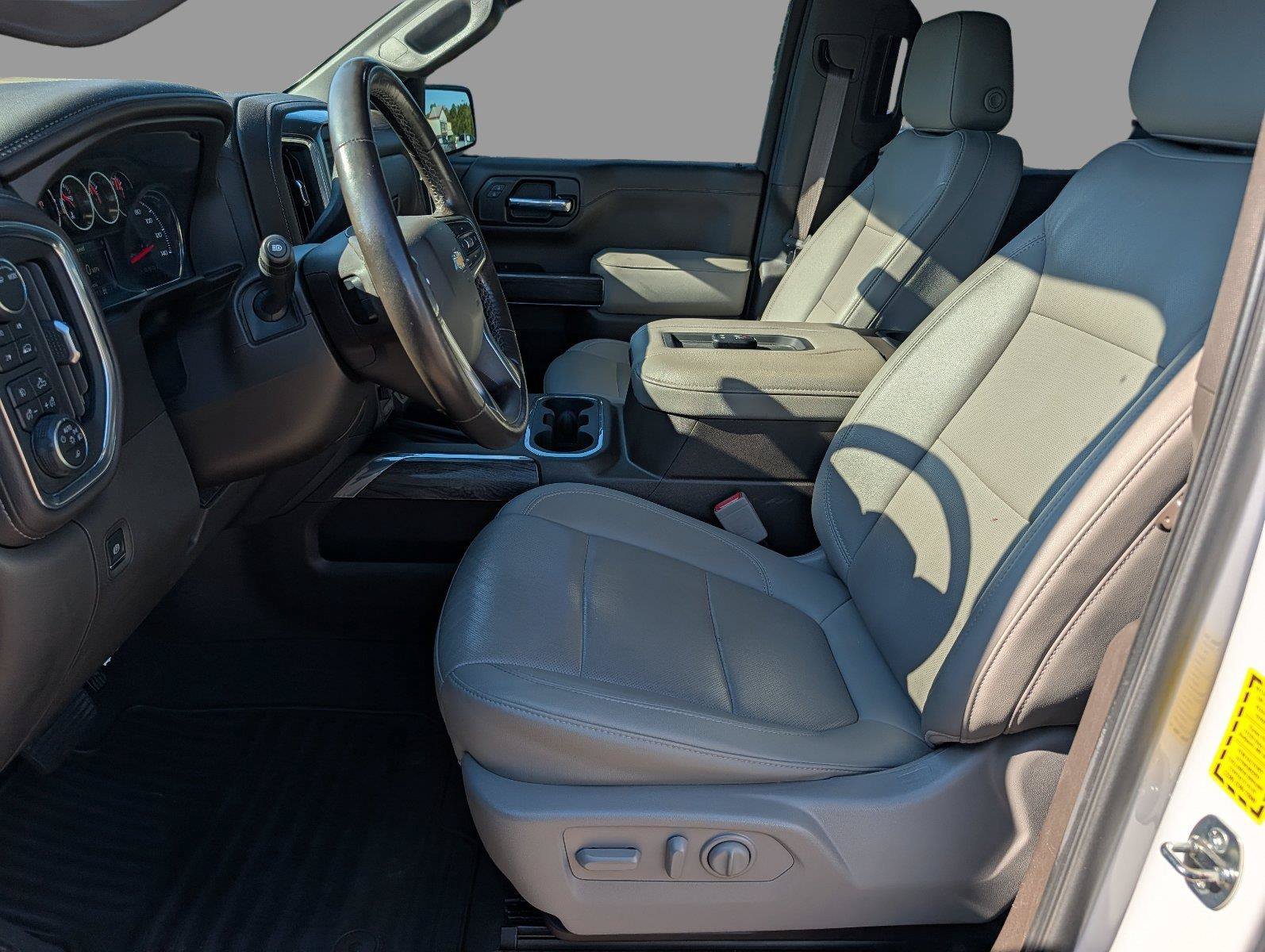 Used 2021 Chevrolet Silverado 1500 LTZ w/ LTZ Premium Package AWD/4WD image 11