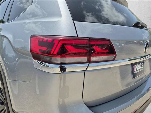 Used 2022 Volkswagen Atlas SE AWD/4WD image 12