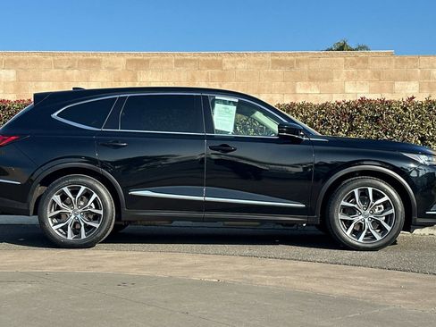 Used 2023 Acura MDX Technology SH-AWD image 3