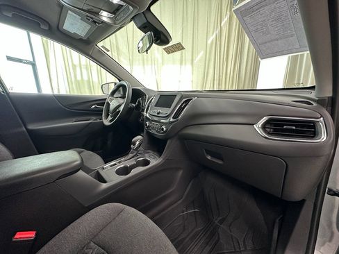 Certified 2024 Chevrolet Equinox LT w/ LPO, Floor Liner Package image 17
