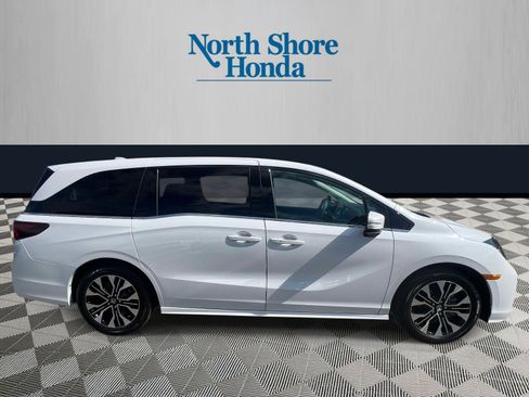 Used 2026 Honda Odyssey Elite image 5