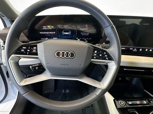 Used 2025 Audi A6 e-tron Premium Plus w/ Premium Plus RWD image 10