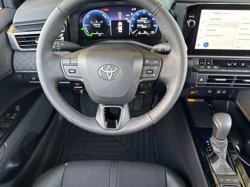New 2026 Toyota Camry XLE image 17