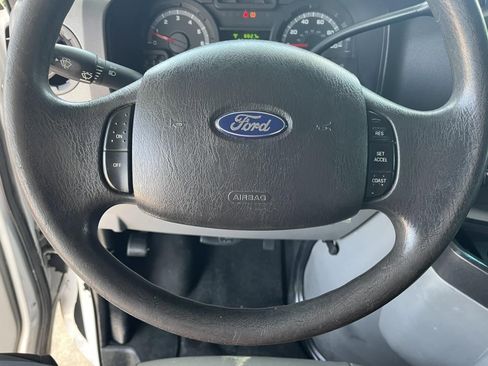 Used 2012 Ford E-350 and Econoline 350 XL RWD image 15