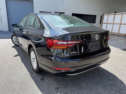 Used 2019 Volkswagen Jetta S w/ Driver Assistance Package FWD image 4