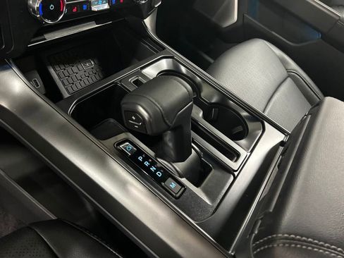 New 2025 Ford F150 Lariat w/ Equipment Group 502A High image 28