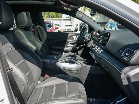 Used 2024 Mercedes-Benz GLE 53 AMG 4MATIC Coupe image 16