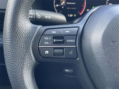 Used 2023 Honda CR-V EX image 8
