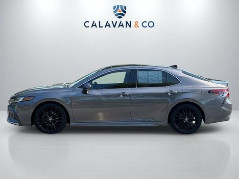 Used 2021 Toyota Camry XSE FWD image 4