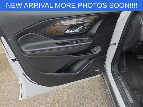 Used 2020 GMC Terrain Denali w/ GMC Pro Grade Package AWD/4WD image 12