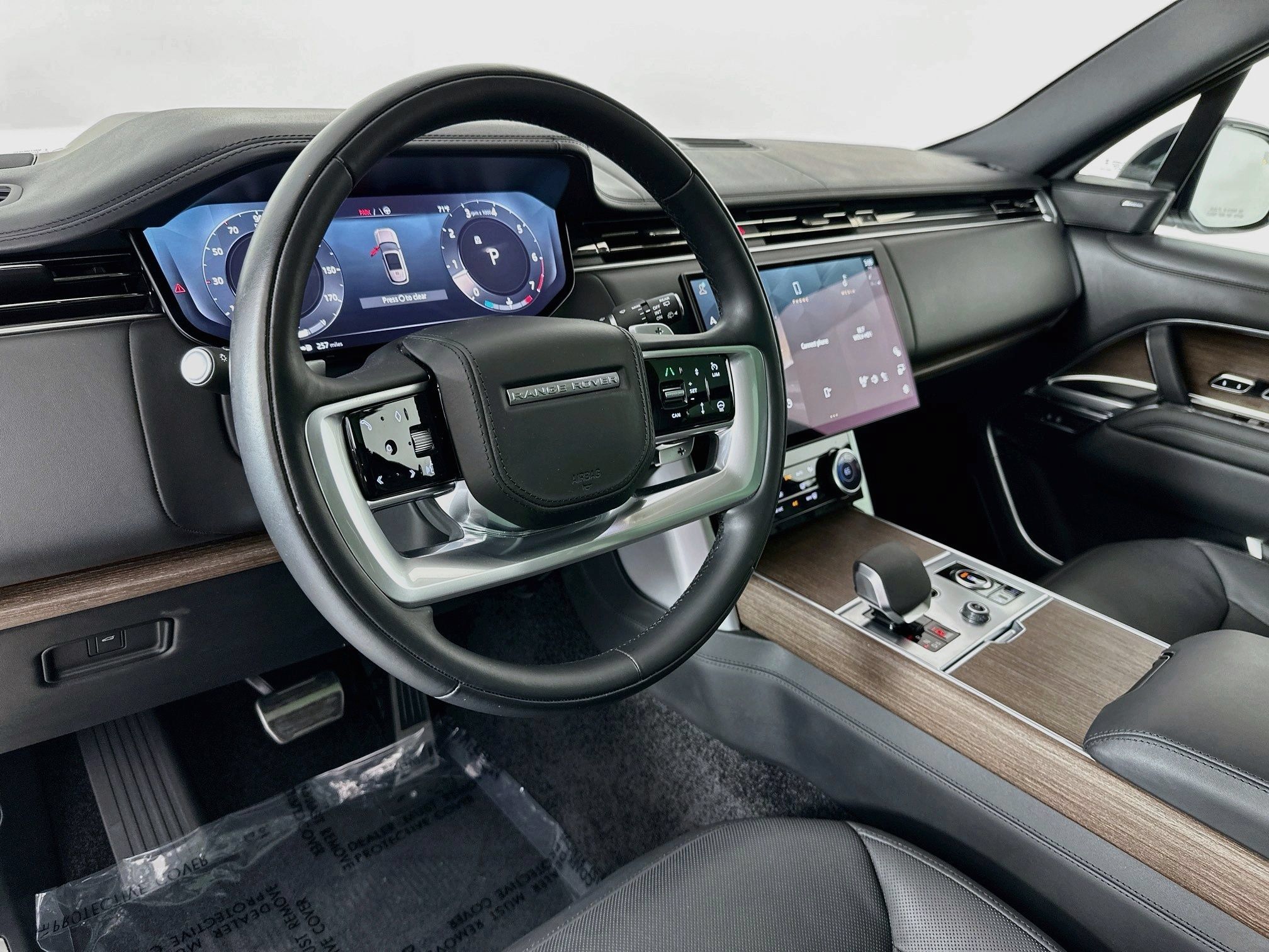 Used 2023 Land Rover Range Rover SE AWD/4WD image 10
