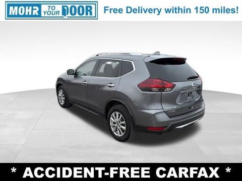 Used 2020 Nissan Rogue SV image 3