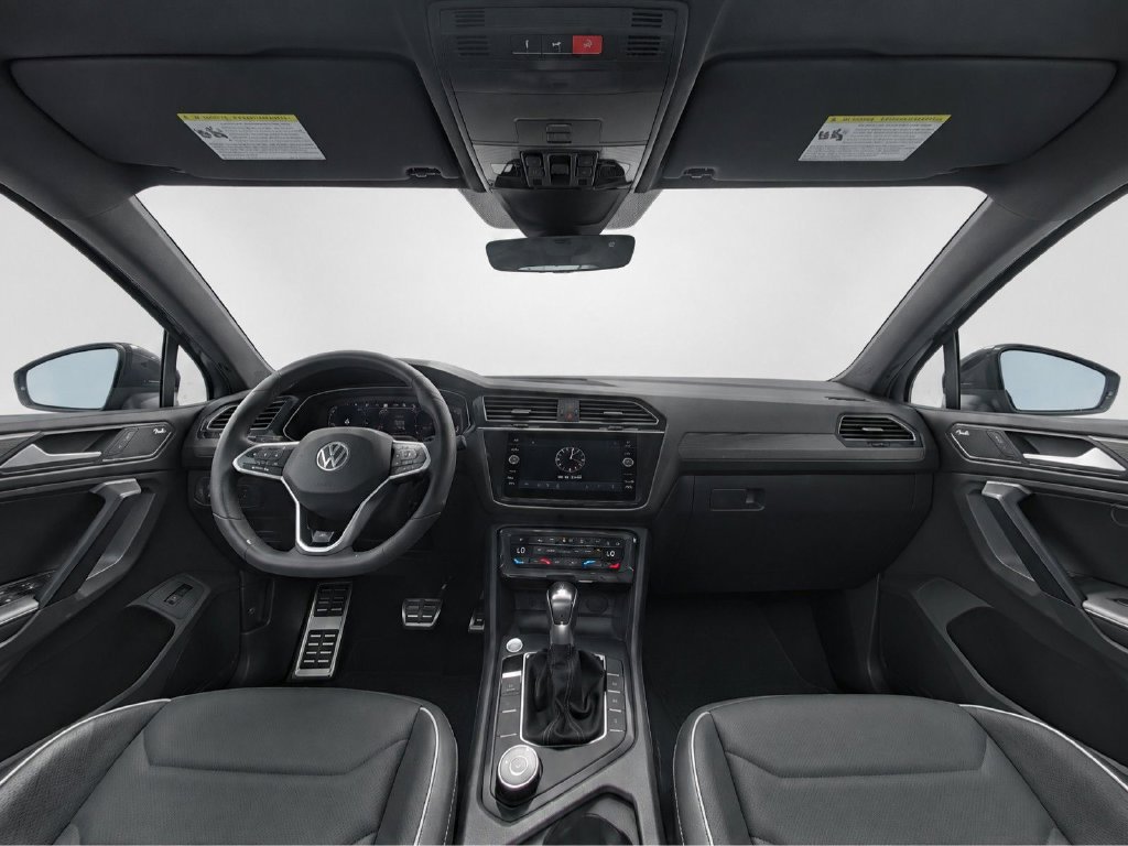 Used 2024 Volkswagen Tiguan SEL R-Line w/ MDO Package, Two-Row AWD/4WD image 28