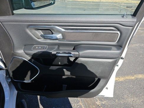 Used 2024 RAM 1500 Laramie image 15