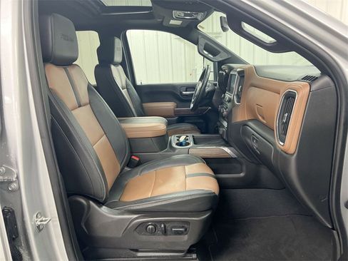 Used 2023 Chevrolet Silverado 2500 High Country image 23
