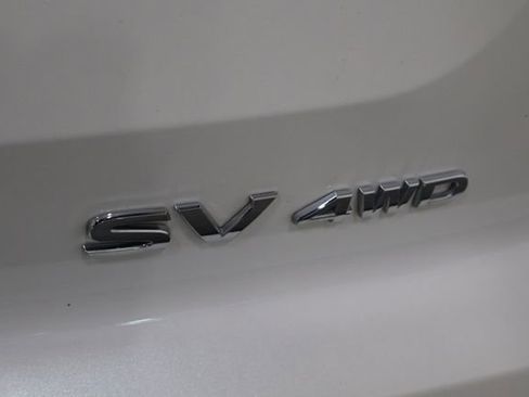 Used 2024 Nissan Pathfinder SV image 44