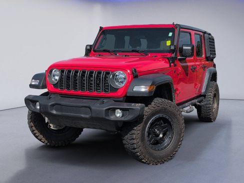 Used 2025 Jeep Wrangler Unlimited Sport AWD/4WD image 2