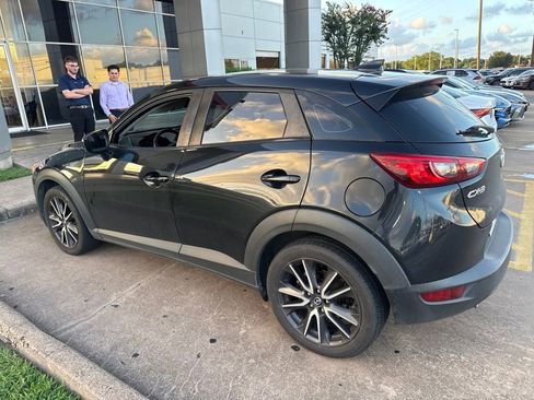 Used 2018 MAZDA CX-3 Touring FWD image 4