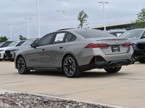 New 2026 BMW 530i xDrive AWD/4WD image 6