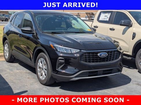 Certified 2024 Ford Escape Active w/ Tech Pack #1 image 1