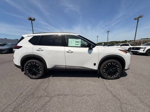New 2026 Nissan Rogue Dark Armor AWD/4WD image 4