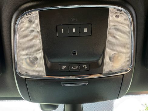 Used 2021 Jeep Grand Cherokee Laredo X image 32