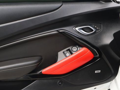 Used 2020 Chevrolet Camaro LT w/ Redline Edition RWD image 12