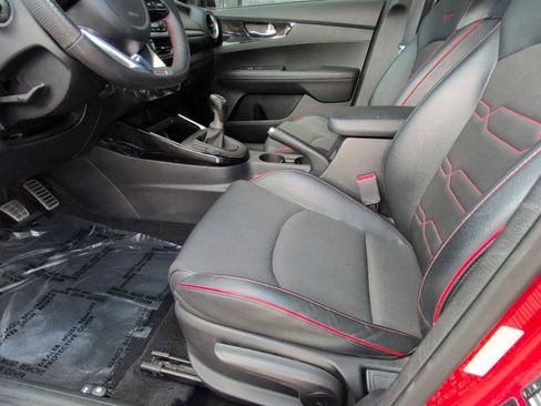 Used 2020 Kia Forte GT image 17