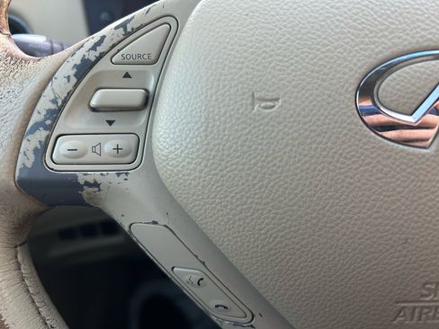 Used 2010 INFINITI EX35 Journey image 17