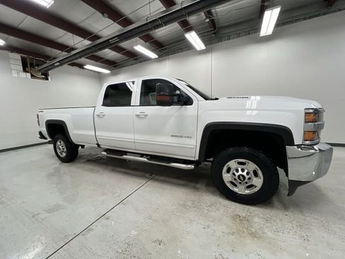 Used 2018 Chevrolet Silverado 2500 LT image 9
